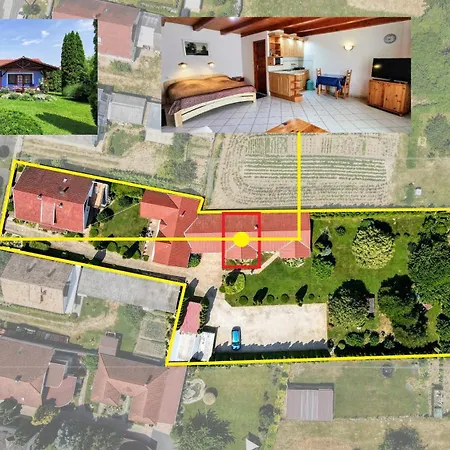 Magyar Apartmanhazak I-iii. Appartamento