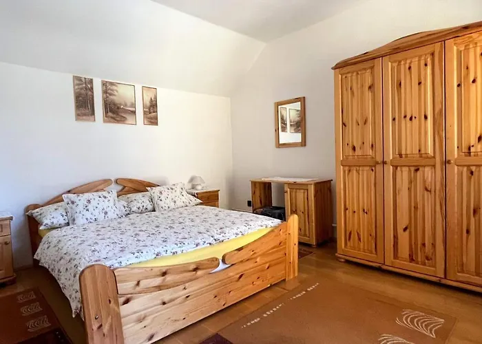 Magyar Apartmanhazak I-iii. דירה זלקרוס